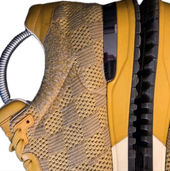 RARE LV Runway Yellow Damier (Unisex) Graphite Pattern Sneakers US Men's Sz 7.5 - Picture 10 of 15